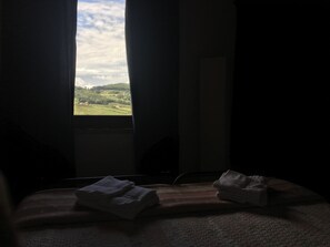 1 bedroom, free cots/infant beds, free WiFi, bed sheets - Agriturismo Godiolo (Montepulciano)