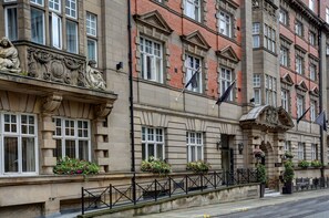 Exterior - Richmond Apart-Hotel (Liverpool)