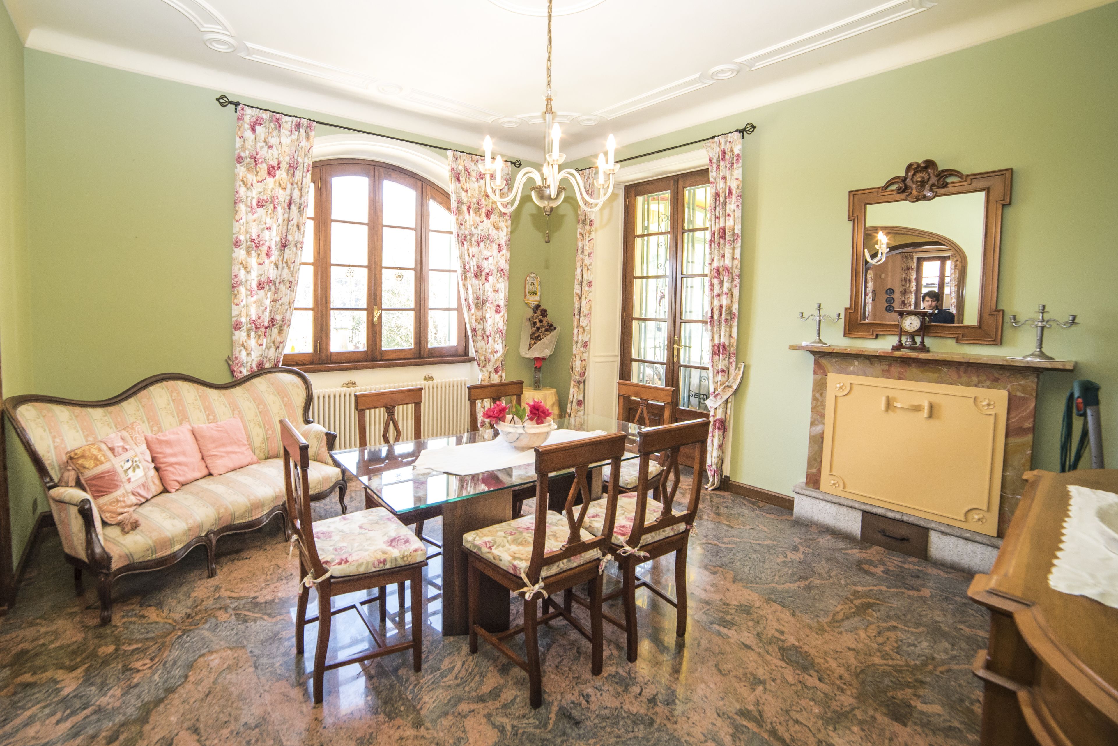Villa, 3 Bedrooms | Living area | Flat-screen TV, fireplace