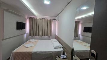 Wi-Fi de cortesia, roupa de cama