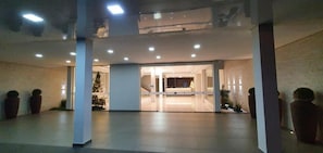 Lobby - Hotel Fatti (Maringá)