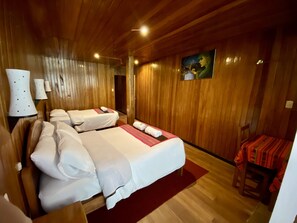 Family Room, Private Bathroom | Desk, laptop workspace, free WiFi, bed sheets - Mistico Machupicchu Eco B&B (Machu Picchu)