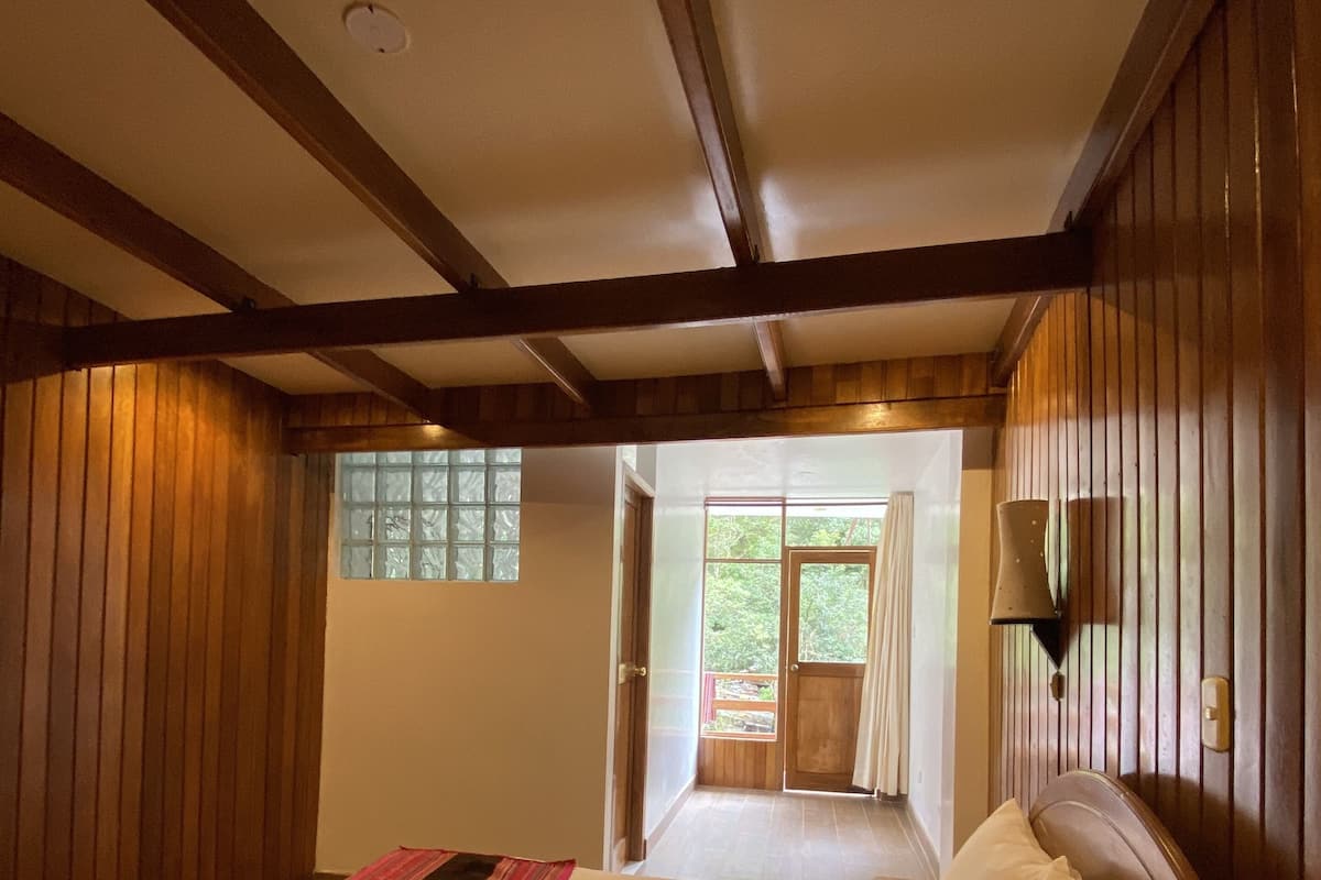 Double Room, Private Bathroom, River View | Desk, laptop workspace, free WiFi, bed sheets
