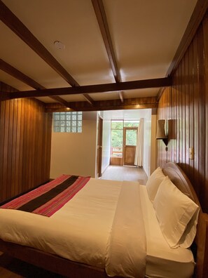 Double Room, Private Bathroom, River View | Desk, laptop workspace, free WiFi, bed sheets - Mistico Machupicchu Eco B&B (Machu Picchu)