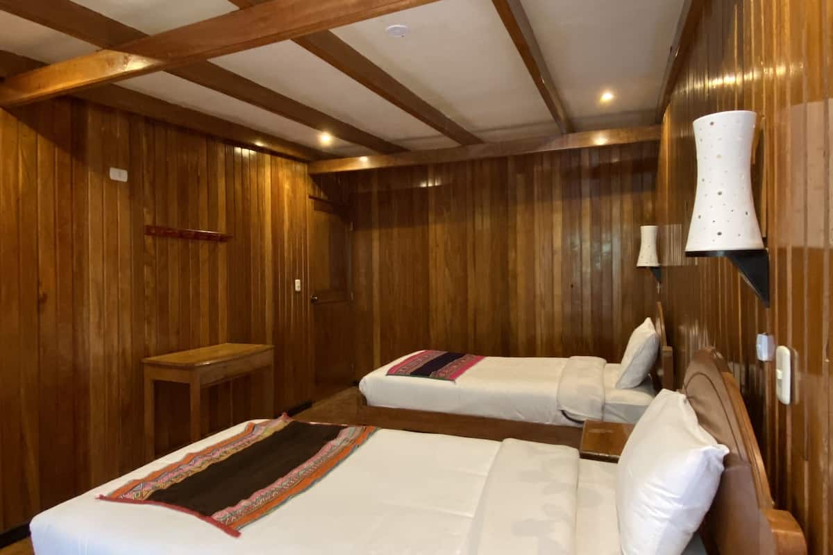 Twin Room, 2 Single Beds, Private Bathroom, River View | Desk, laptop workspace, free WiFi, bed sheets
