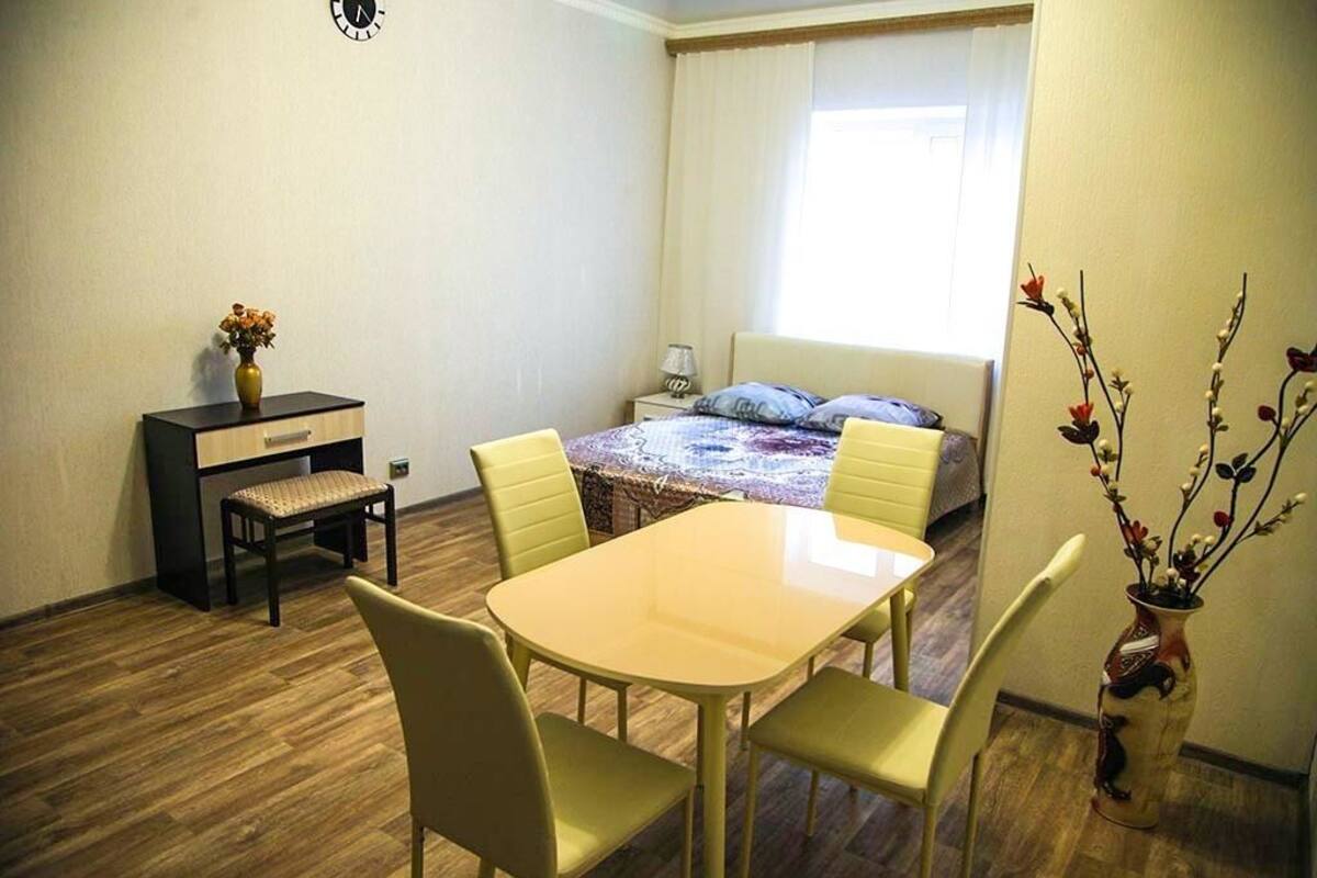Iron/ironing board, free WiFi
