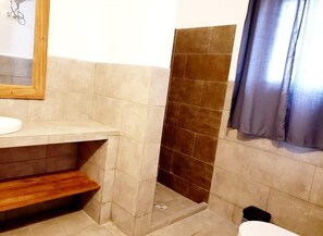 Deluxe-Doppelzimmer, Gartenblick | Badezimmer