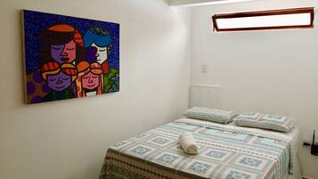 Apartment, 3 Bedrooms | Desk, blackout curtains, iron/ironing board, free WiFi