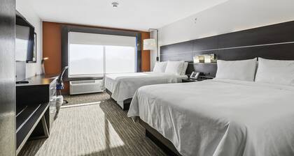 Holiday Inn Express & Suites Bensenville - O'Hare by IHG