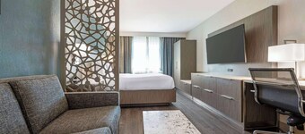 Best Western Plus Temecula Wine Country Hotel &Suites