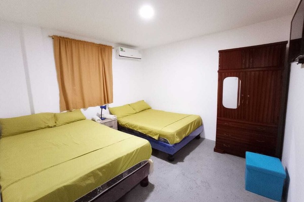 Executive-Zimmer, 1 Queen-Bett | 1 Schlafzimmer, Pillowtop-Betten, Bügeleisen/Bügelbrett