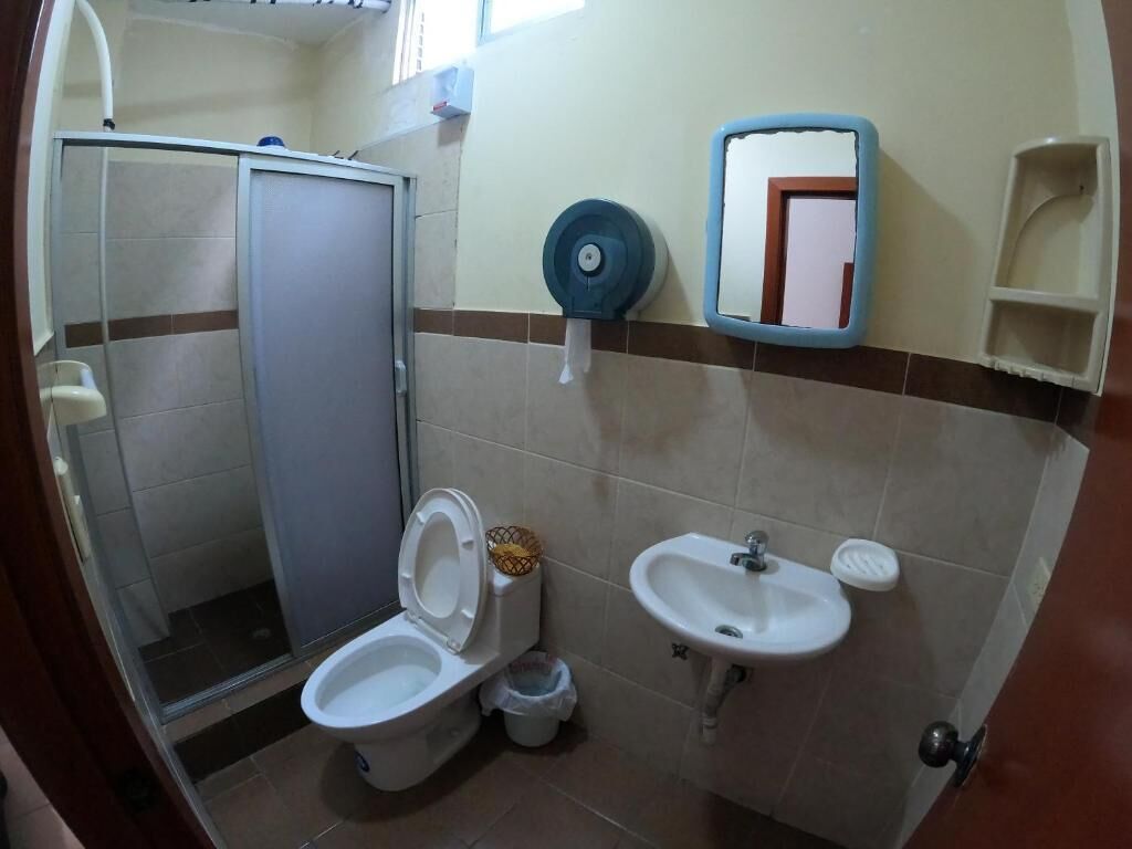 Shower dan handuk