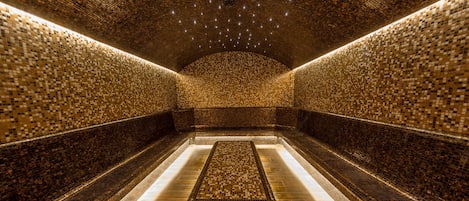 Sauna, ruang uap, pemandian Turki/hammam, dan perawatan tubuh