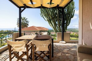 Villa, Mehrere Betten, Balkon, Meerblick (Irini) | Blick vom Balkon