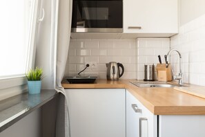 Studio | Private kitchenette