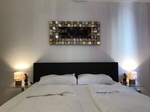Deluxe appartement, 2 slaapkamers, balkon (Arsenal TOP 6 incl. Extra Fees) | 1 slaapkamer, luxe beddengoed, individueel gedecoreerd
