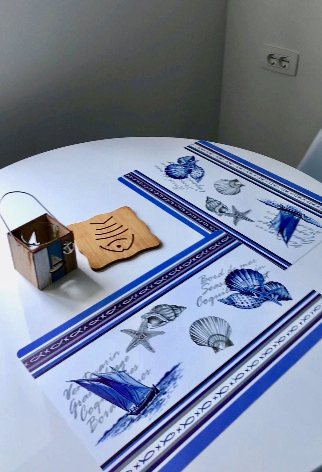 superior studio, 1 king bed | in-room dining