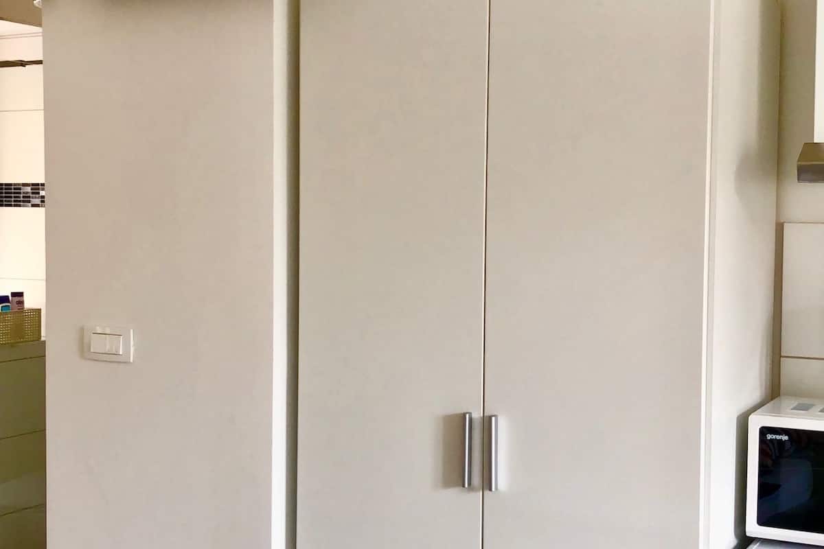 superior studio, 1 king bed | room amenity