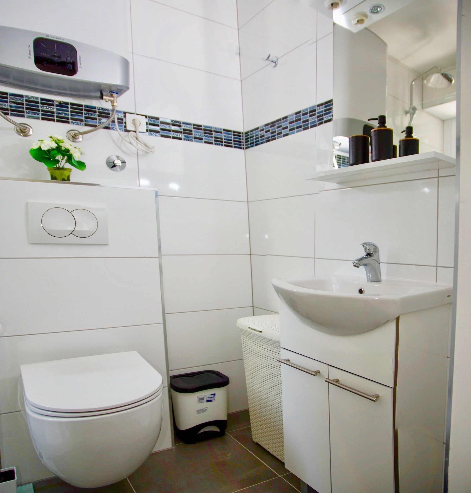 superior studio, 1 king bed | bathroom | shower, rainfall showerhead, free toiletries, hair dryer