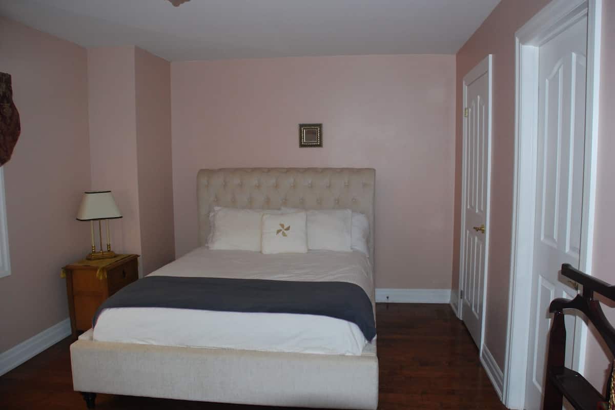 Superior-Zimmer, 1 Queen-Bett, eigenes Bad