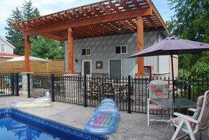 Exterior - Malak Bnb (Fort Erie)