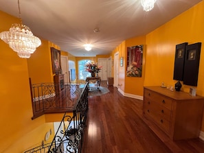 Interior detail - Malak Bnb (Fort Erie)