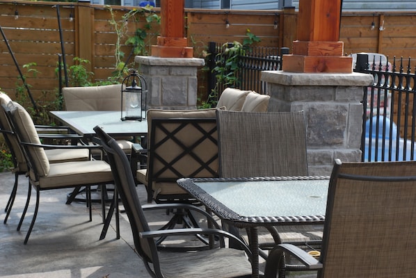 Exterior detail - Malak Bnb (Fort Erie)