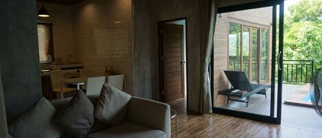 Two Bedrooms Private Pool Villa | Wohnzimmer | Flachbildfernseher