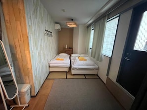 Economy Room, 1 Bedroom, Private Bathroom | Iron/ironing board, free WiFi, bed sheets