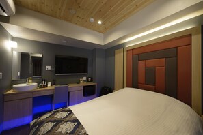 1 camera, una scrivania, Wi-Fi gratuito