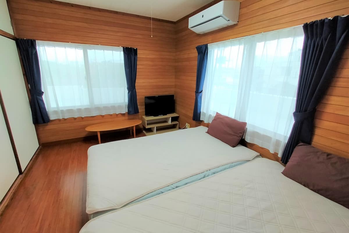 western style room with terrace, shared bathroom | desk, free wifi