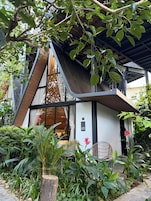Executive Room, Garden View | Living area | LCD TV