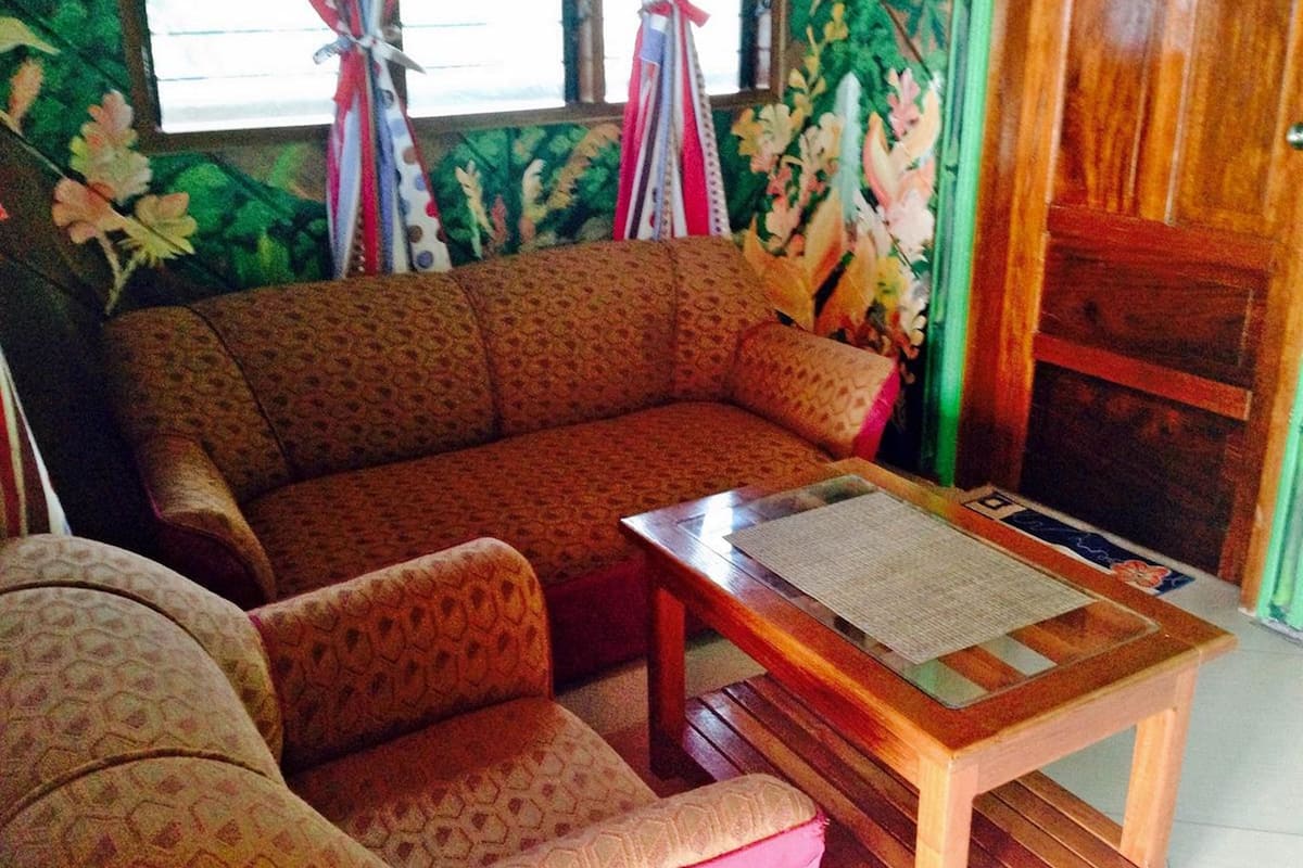 superior double room, sea view | living room