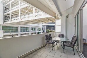 Apartemen Eksekutif, 2 kamar tidur | Balkon