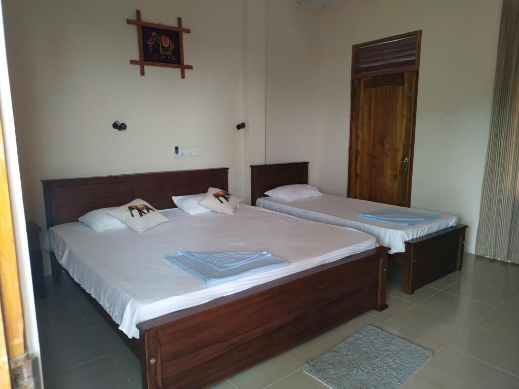 Caja de seguridad en la habitación, escritorio y wifi gratis 