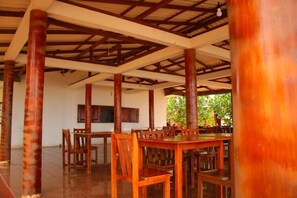 Restaurant - Under Water Safaris (Trincomalee)