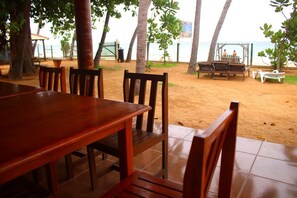 Daily breakfast for a fee - Under Water Safaris (Trincomalee)