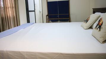 Zimmersafe, Schreibtisch, kostenloses WLAN