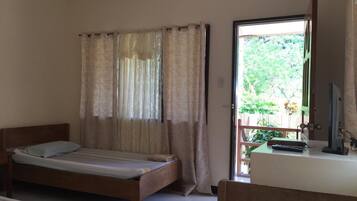 Chambre Standard (Airconditioned) | Draps fournis