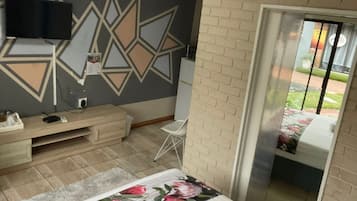 Deluxe Room | 2 bedrooms, in-room safe, desk, iron/ironing board