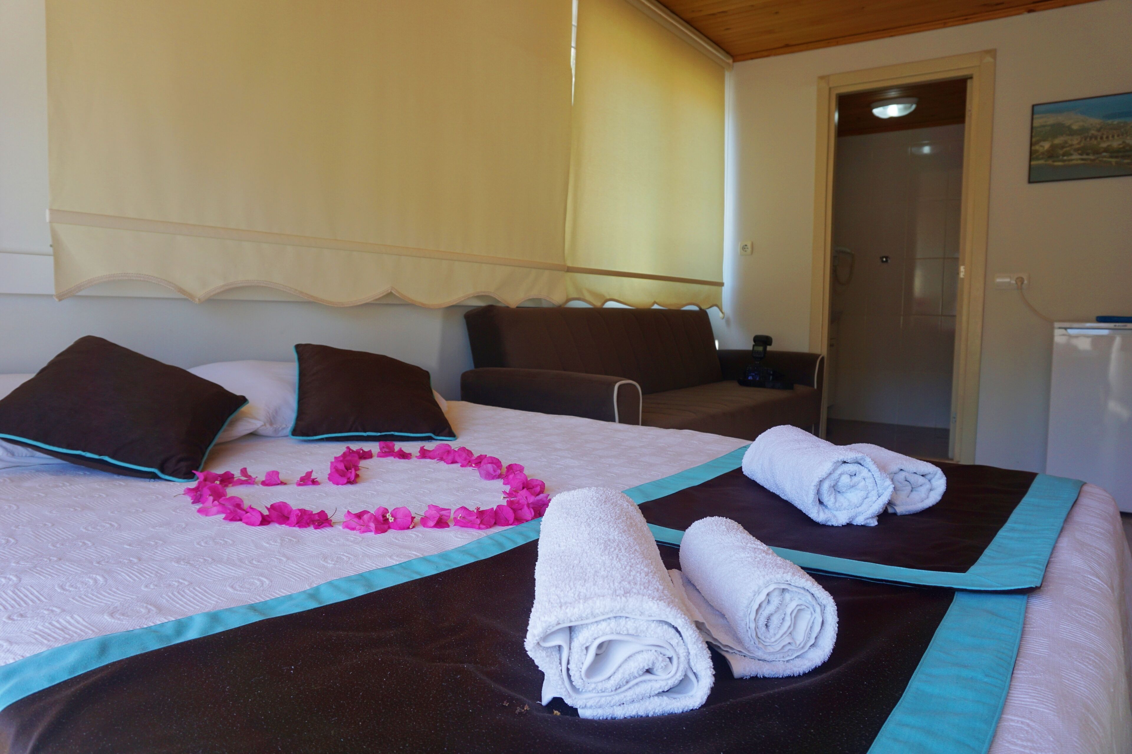 Family Quadruple Room | Free WiFi, bed sheets