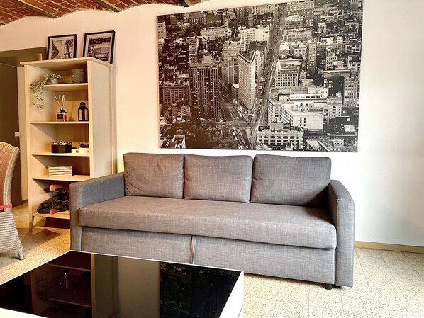 Appartement classique, 1 chambre | Aire de séjour | Téléviseur à écran plat