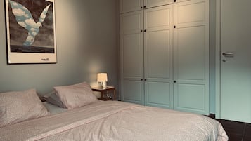 Apartment, 1 Bedroom | 1 bedroom, desk, blackout curtains, free WiFi