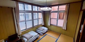 Free WiFi, bed sheets - emix ishigaki - Hostel (Ishigaki)