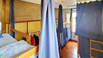 Wi-Fi gratis dan seprai linen