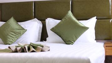 Chambre Double Deluxe, 1 trÚs grand lit | Literie de qualité supérieure, coffres-forts dans les chambres