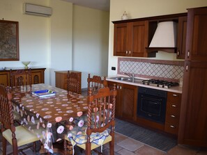 Fridge, microwave, stovetop, coffee/tea maker - Milord Relais (Massa Lubrense)