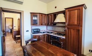 Apartment, 1 Bedroom | Private kitchen | Fridge, microwave, stovetop, coffee/tea maker - Milord Relais (Massa Lubrense)
