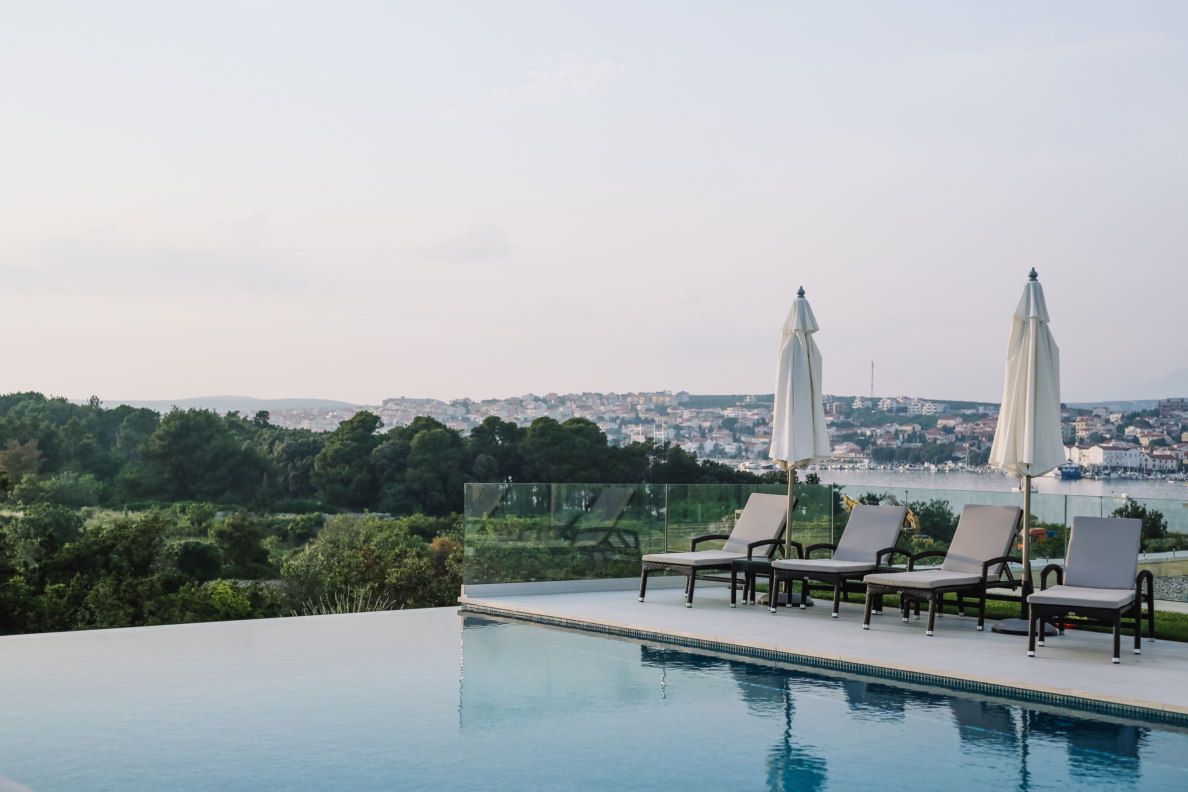 Outdoor pool, pool loungers