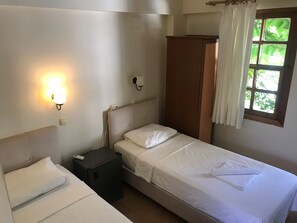 Standard Double or Twin Room | Free WiFi, bed sheets